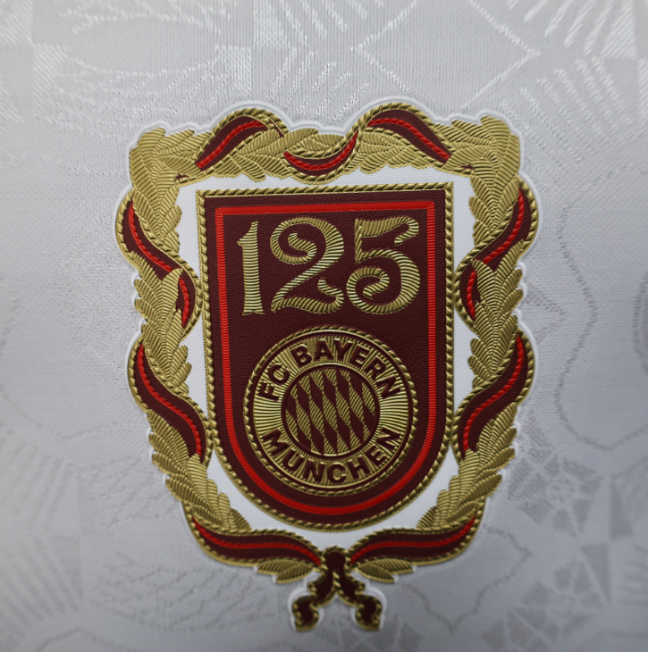 25/26 Player Bayern 125th Anniversary Edition