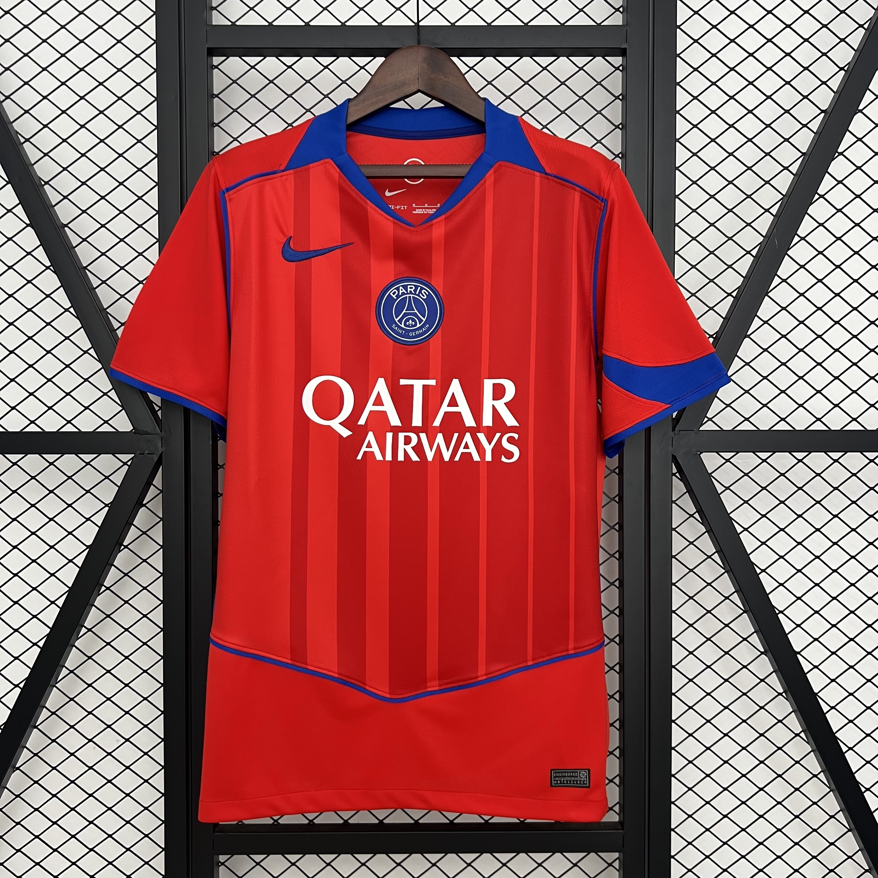 25/26 PSG third away