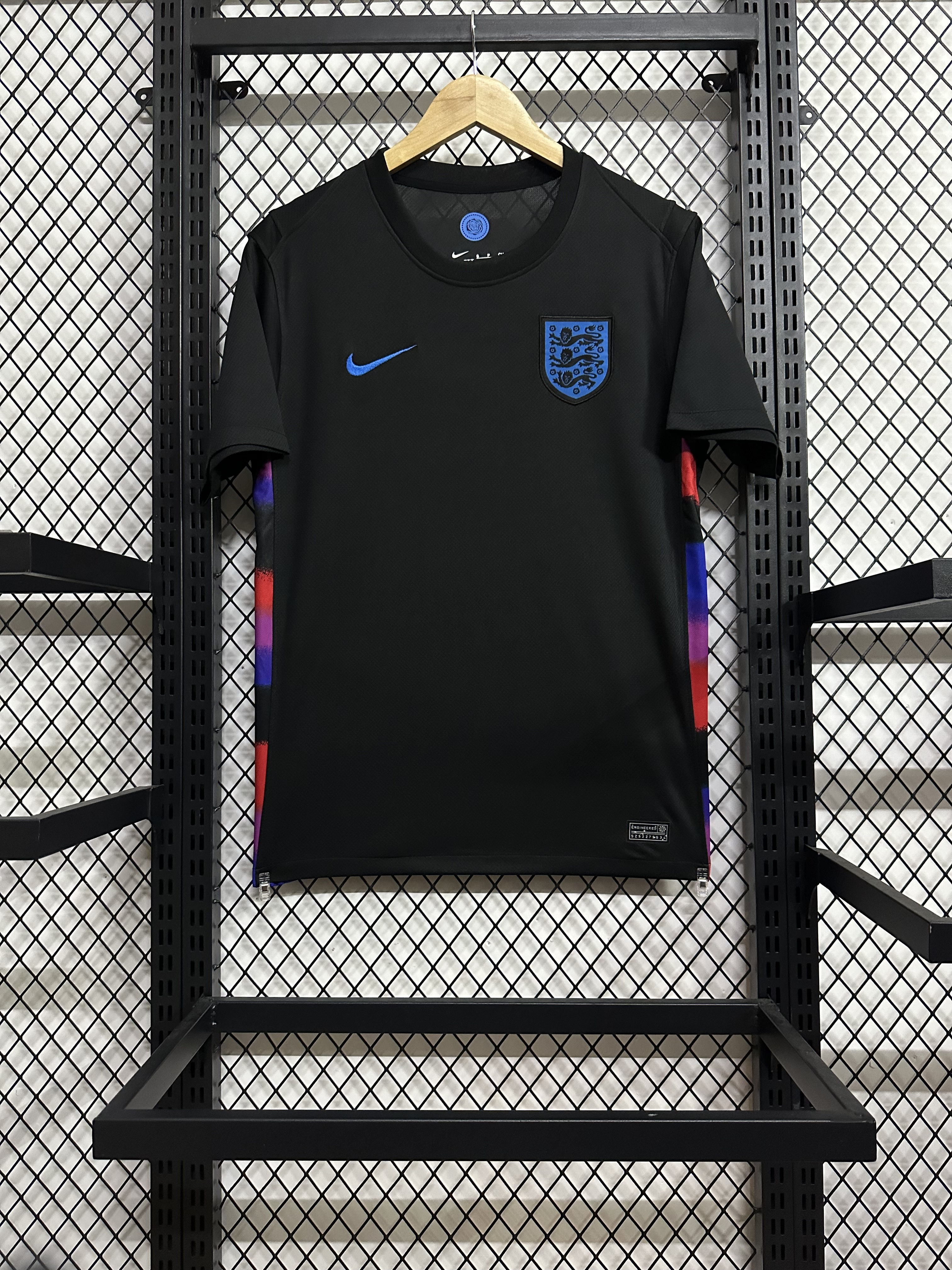 25/26 England Away