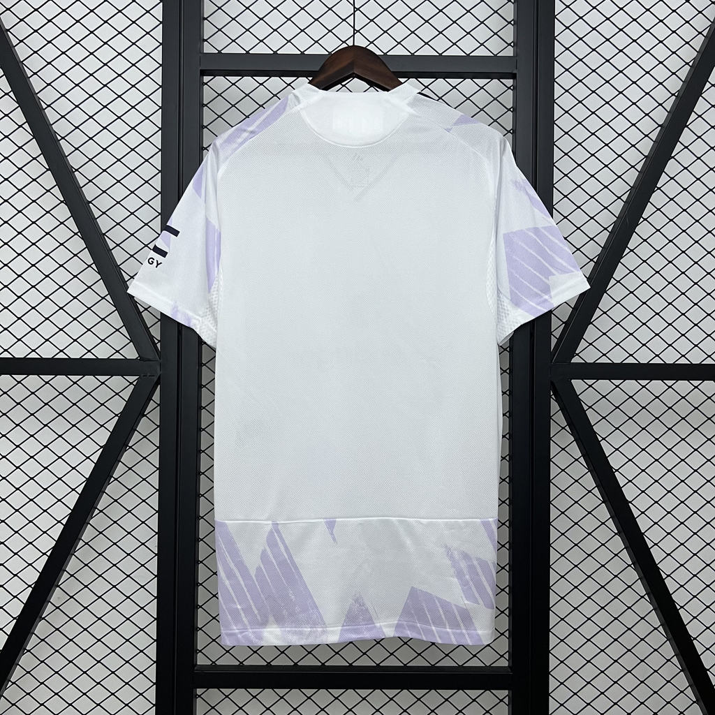 25/26 Manchester United Away Fan