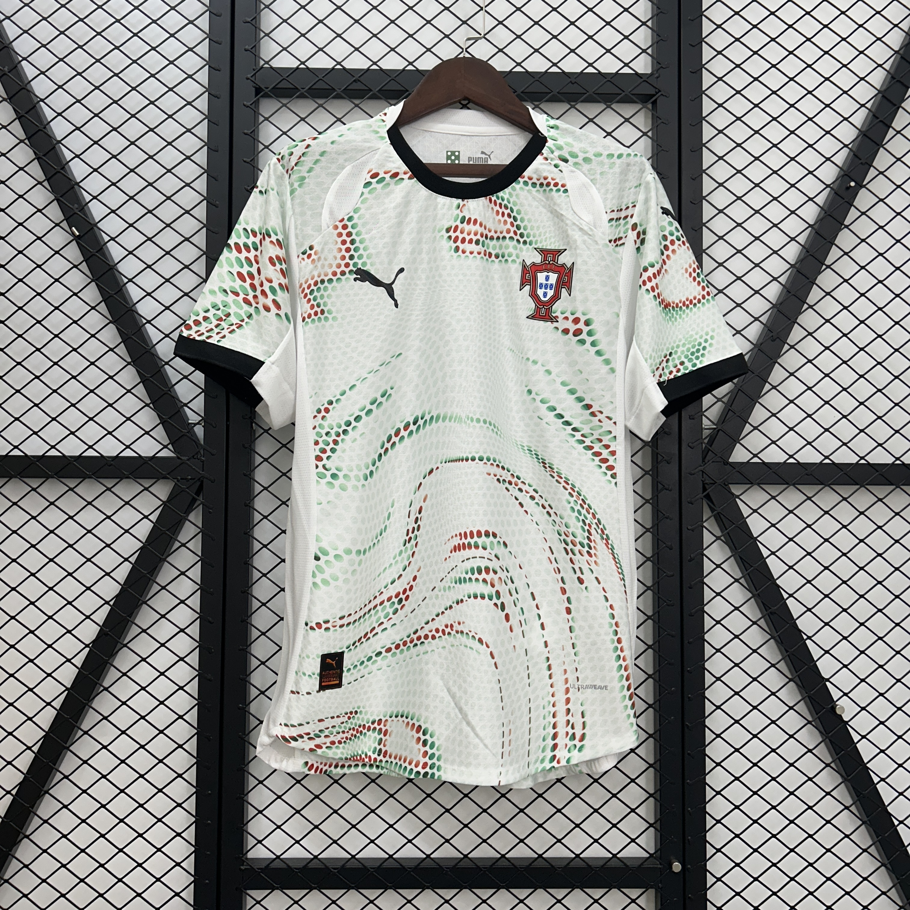 25/26 Portugal Away