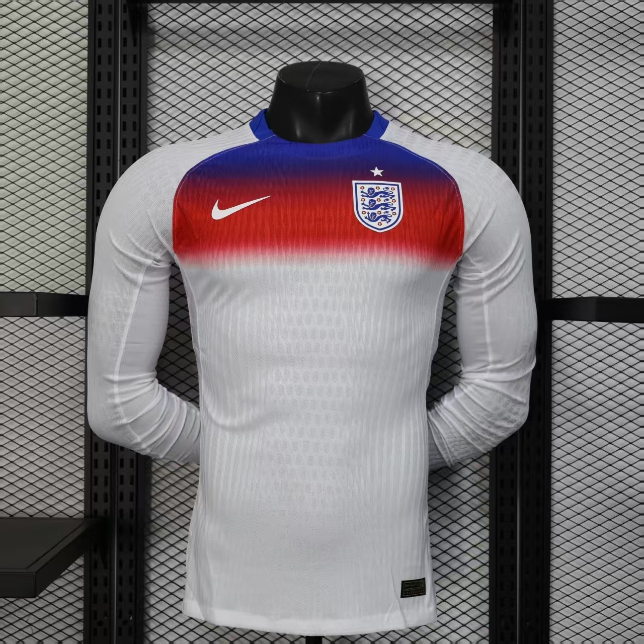 25/26 Player Edition Long sleeve England
