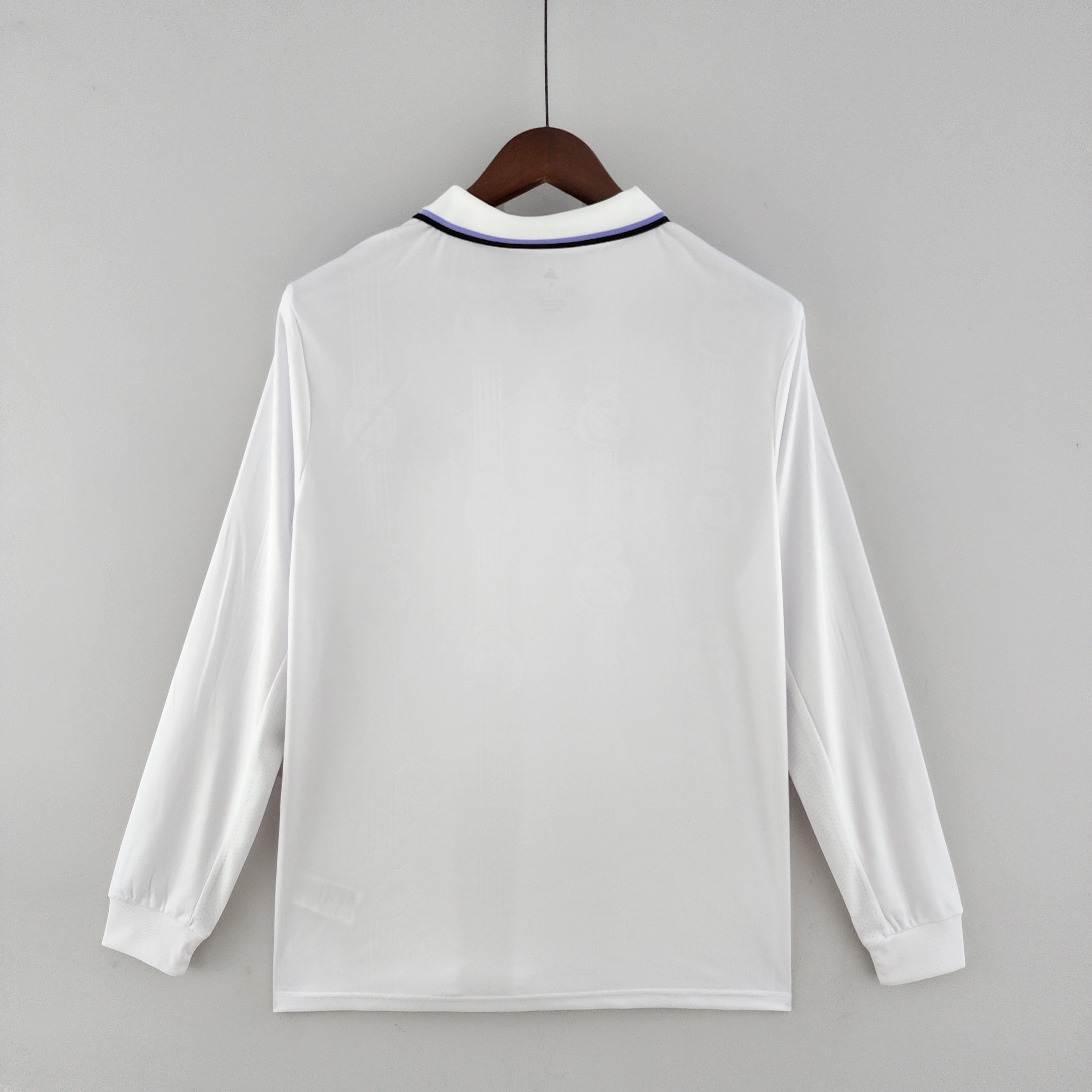 22/23 Retro Long Sleeve Real Madrid