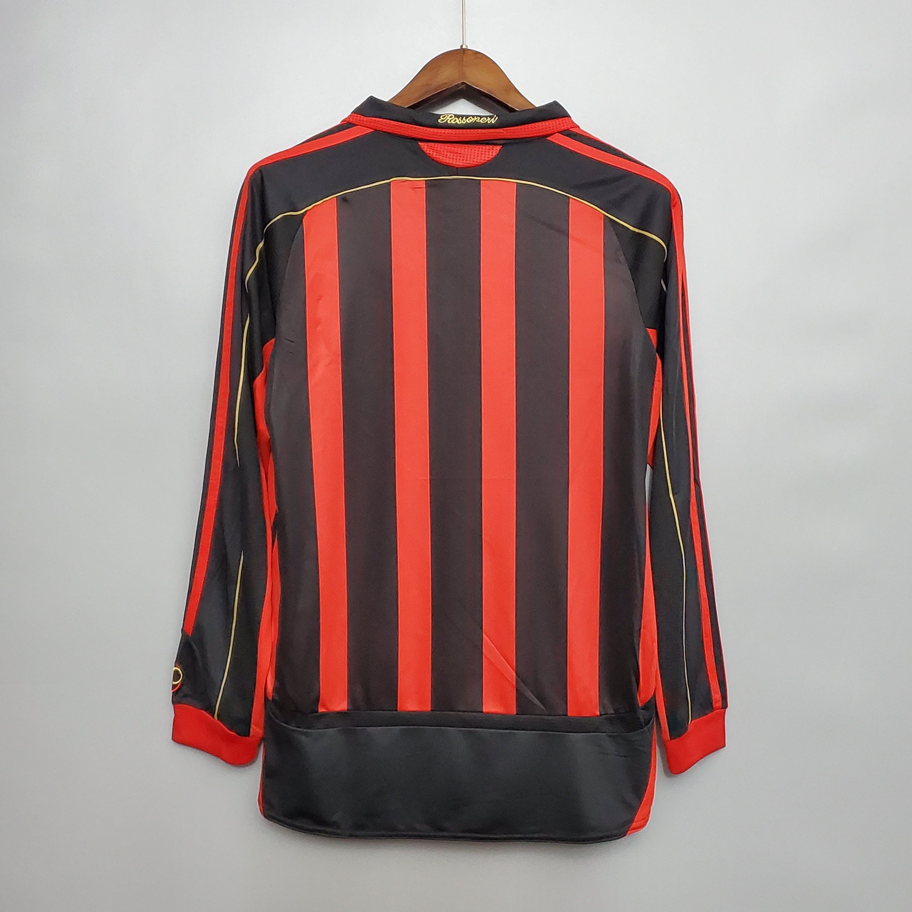 06/07 Retro Long Sleeve Ac Milan