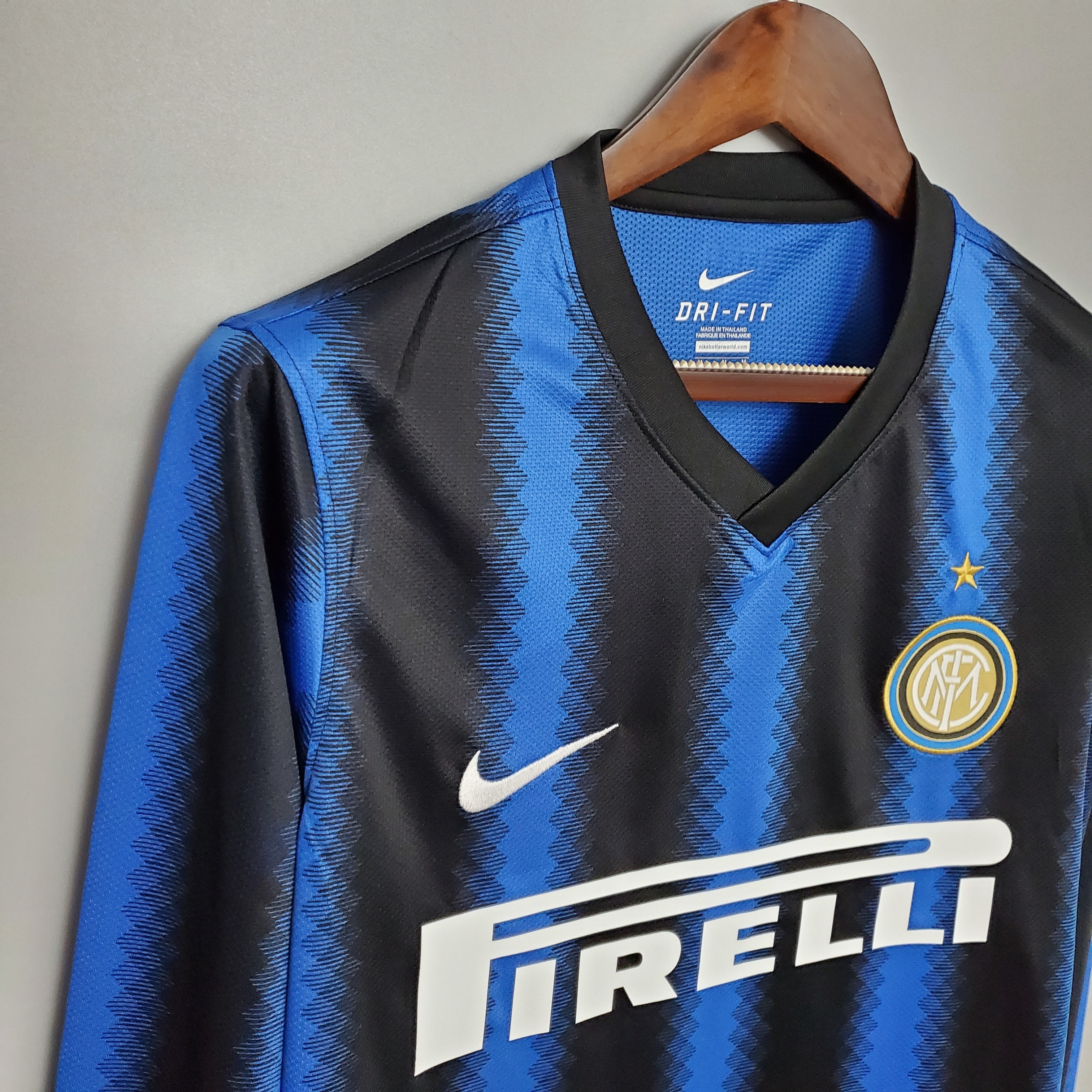 10/11 Retro Long Sleeve Inter Milan