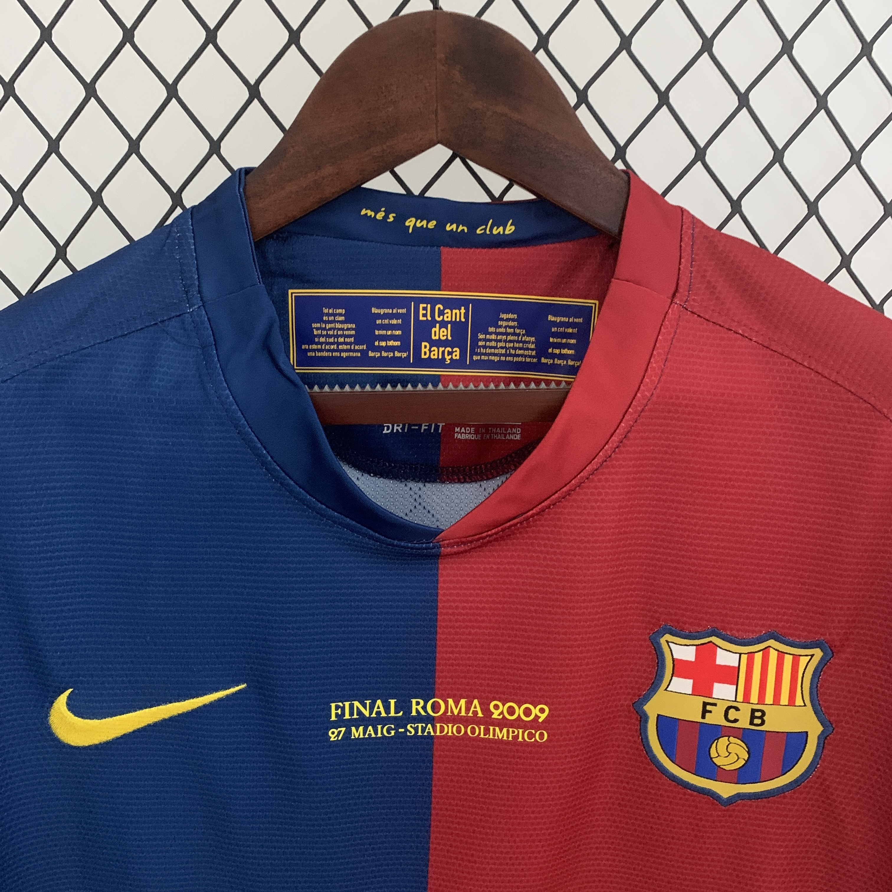 08/09 Retro Long Sleeve Barcelona