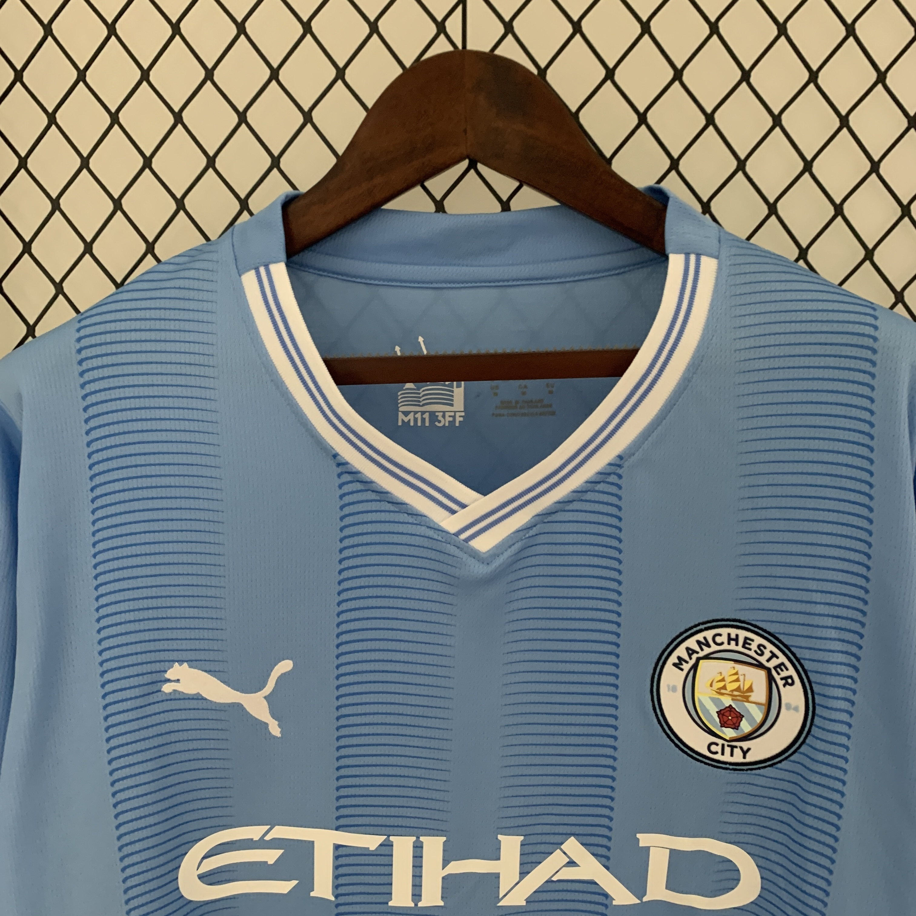 23/24 long sleeve Manchester City Fan