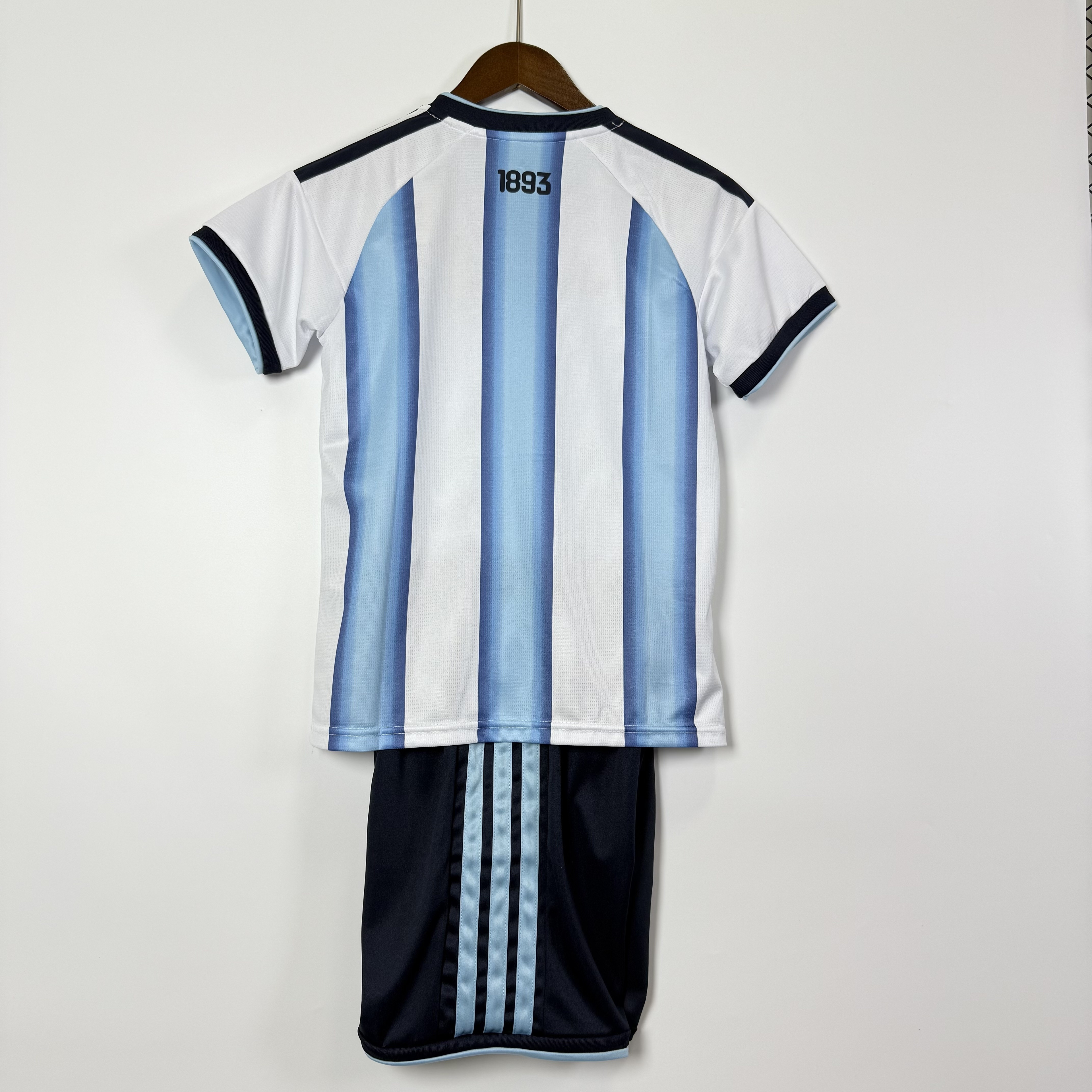 26/27 Argentina home kids kit