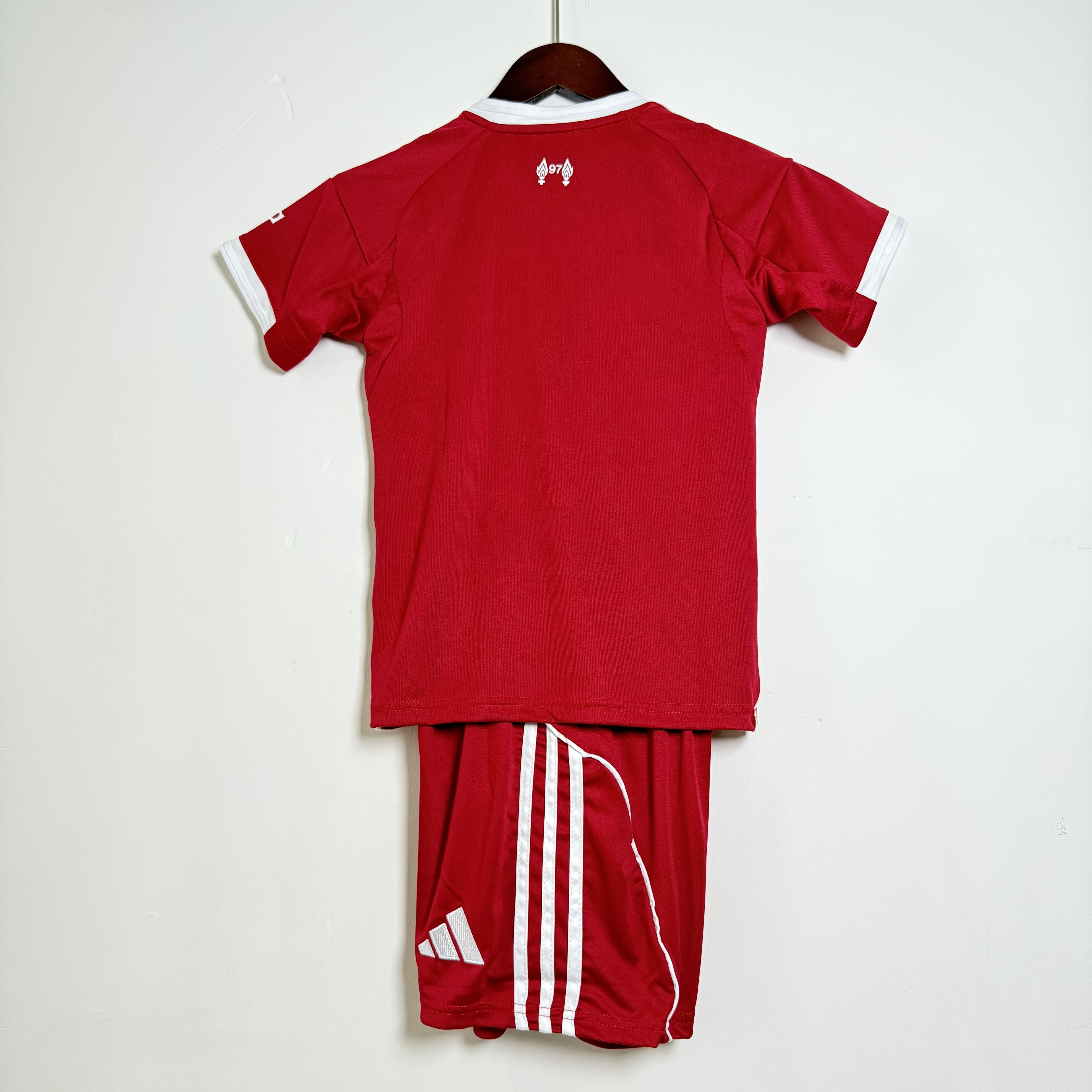 25/26 Liverpool kids kit