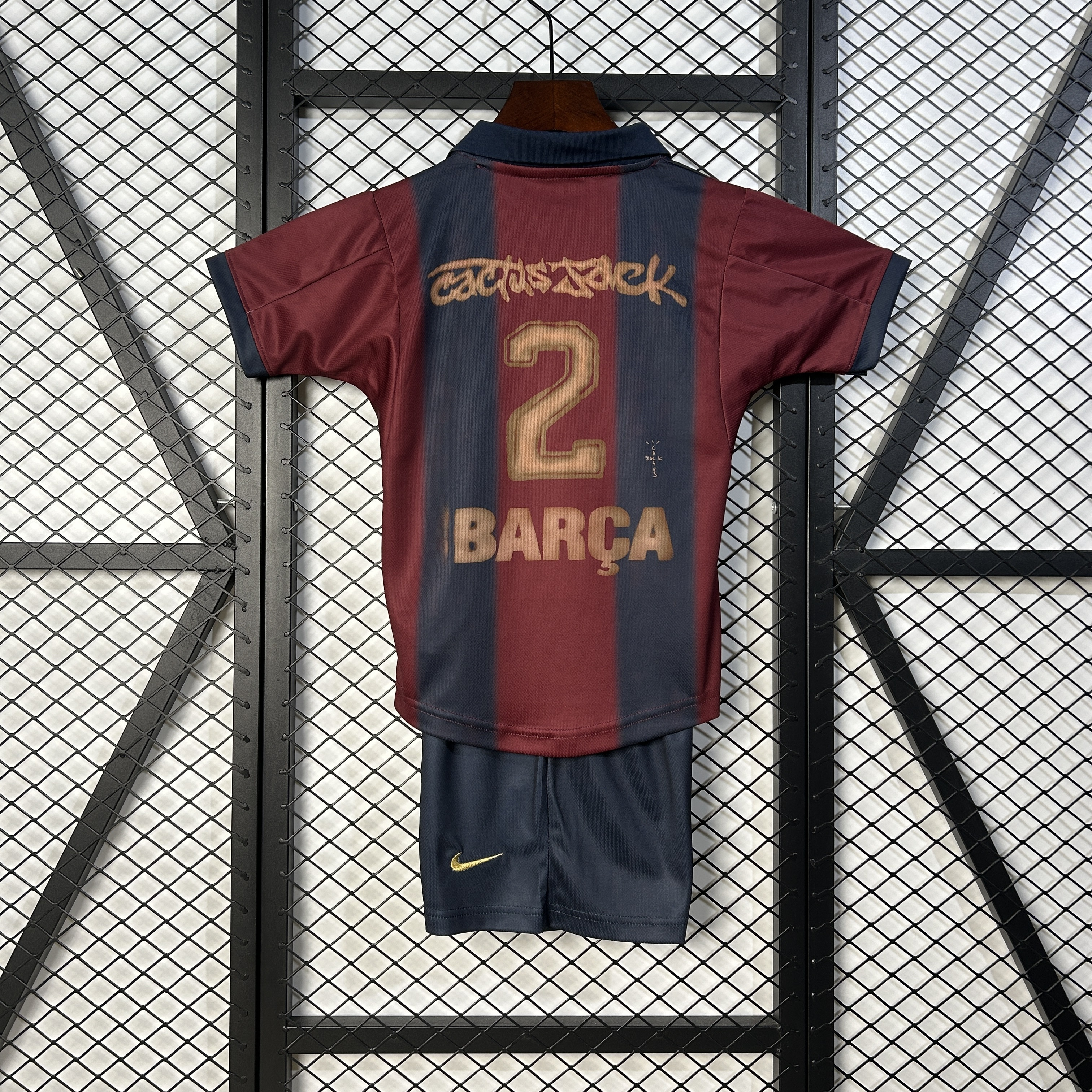25/26 Retro Barcelona x travis scott kids kit