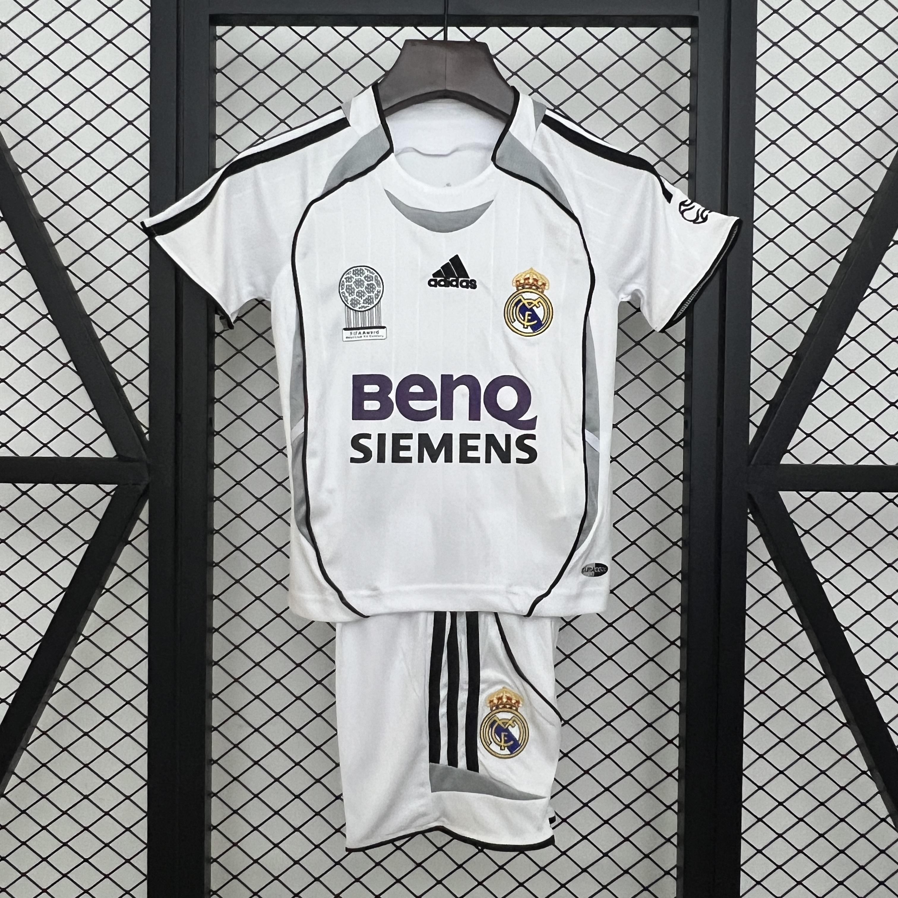 25/26 Real Madrid Retro kids kit