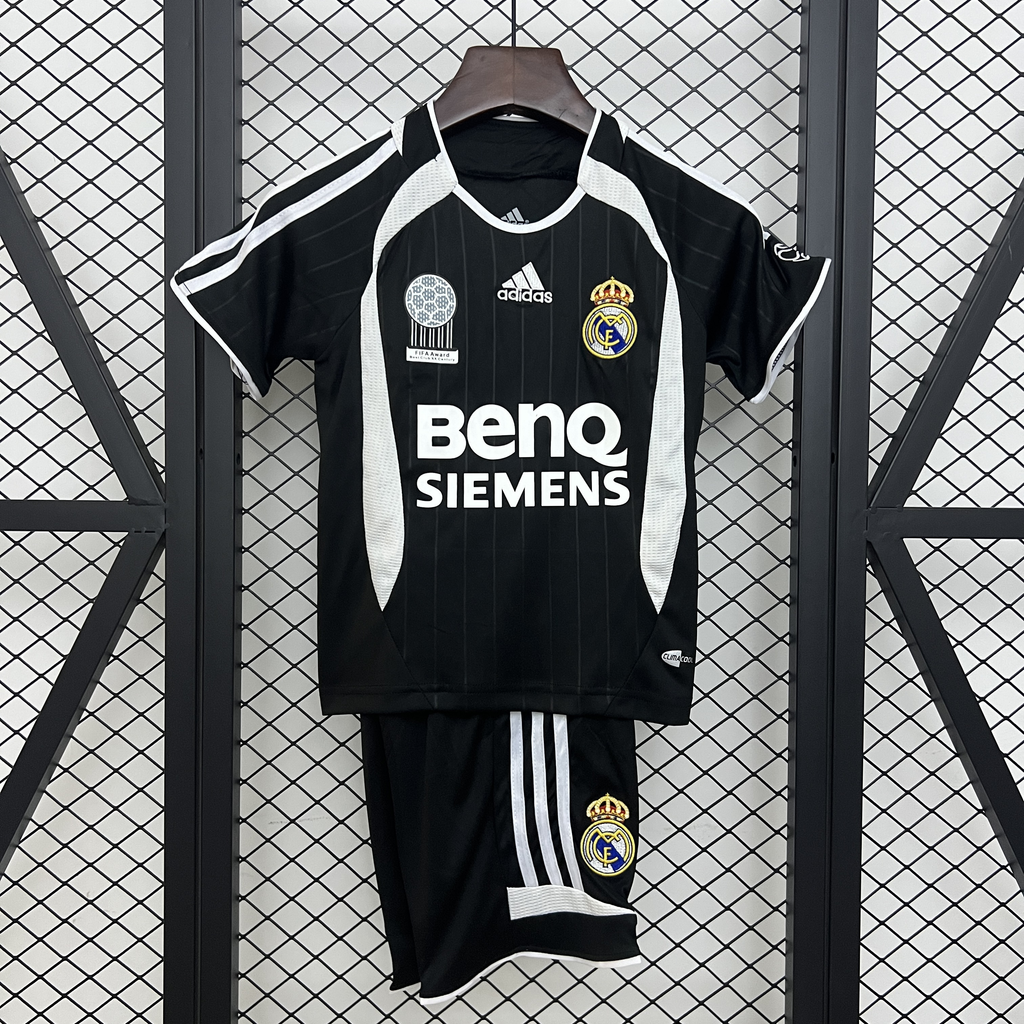 25/26 Real Madrid Retro kids kit