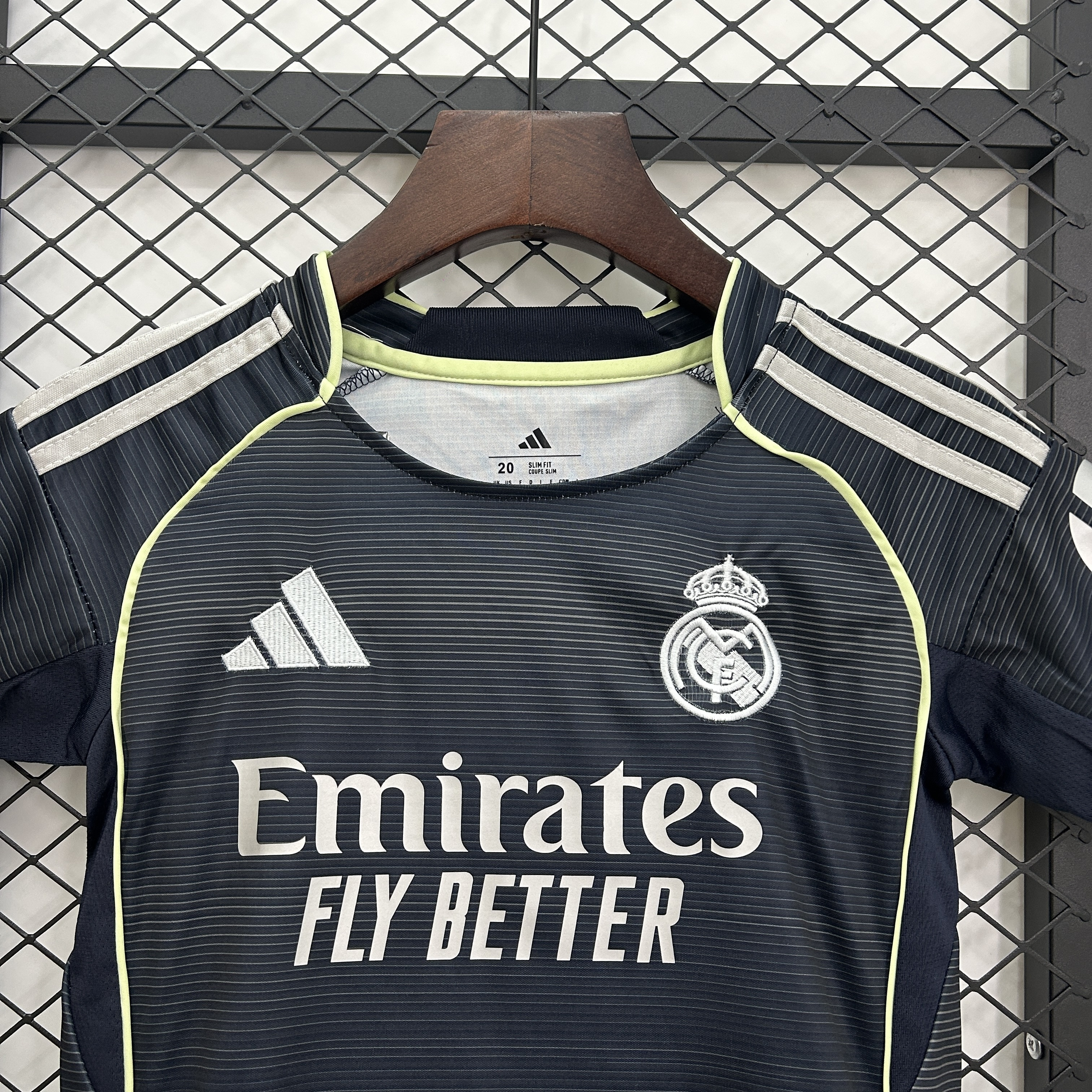 25/26 Real Madrid kids kit