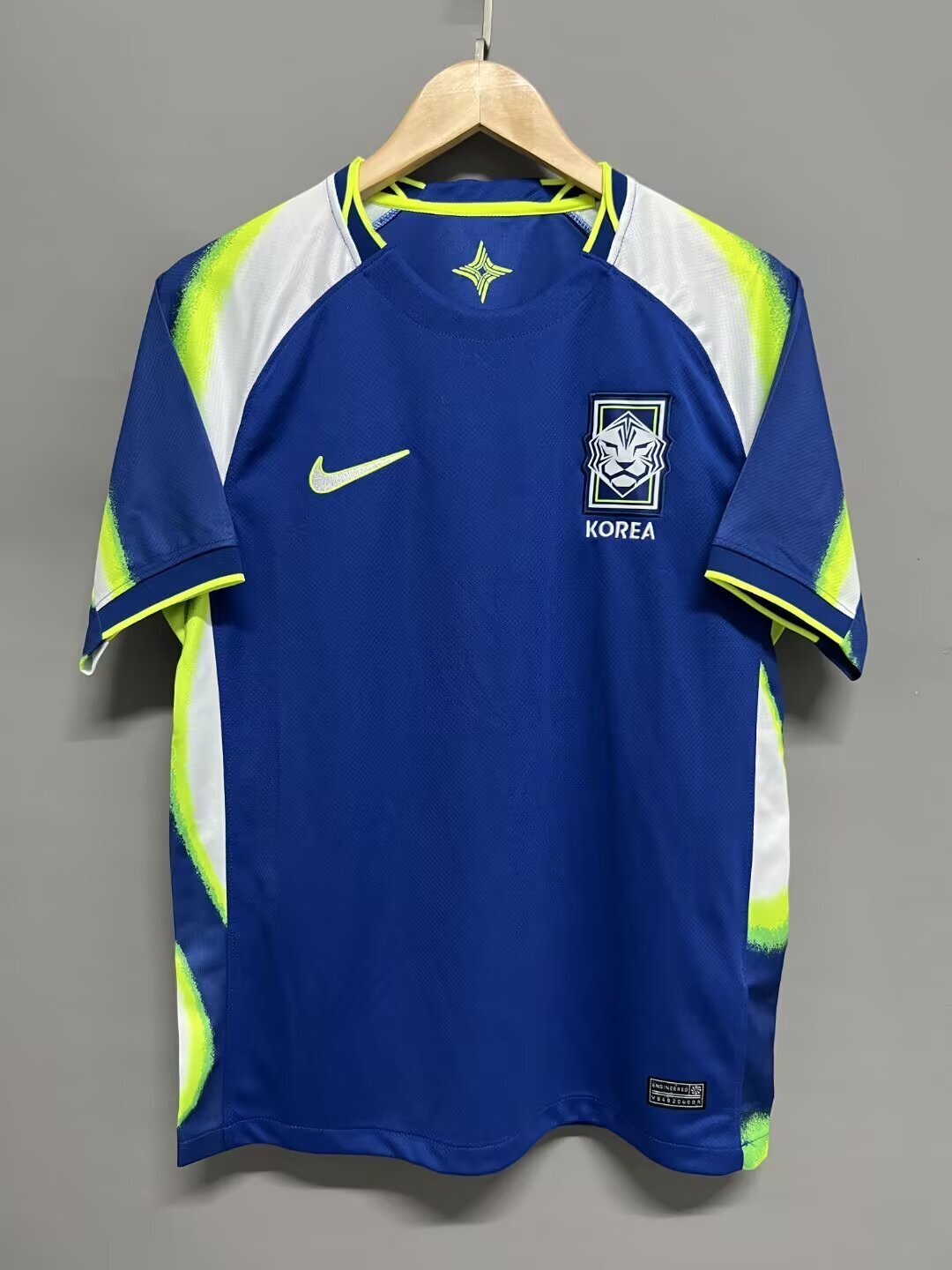 25/26 South Korea away fan