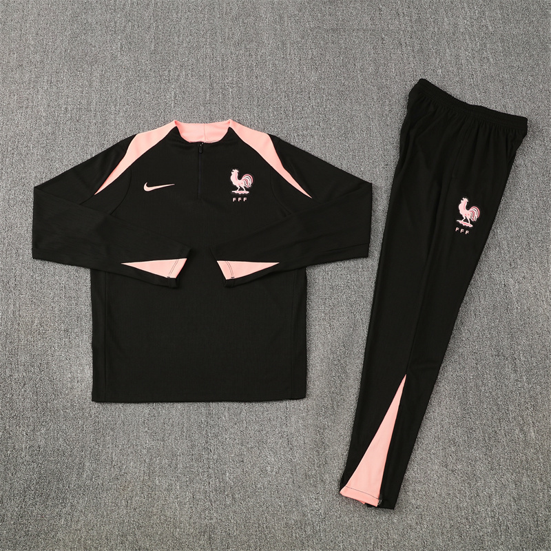 25/26 Training Kit France