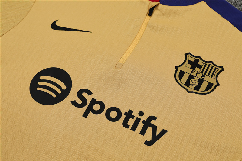 24/25 Training Kit Barcelona